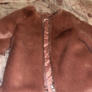 Rose faux fur